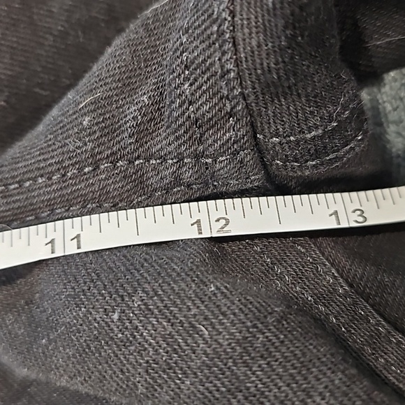 Forever 21 Mens black ripped jeans like new. Size 36 - Picture 6 of 10